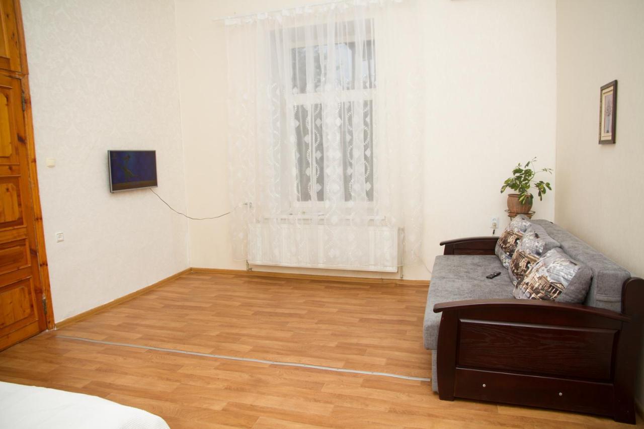 Apartment On Zhukovskogo Odessa Buitenkant foto